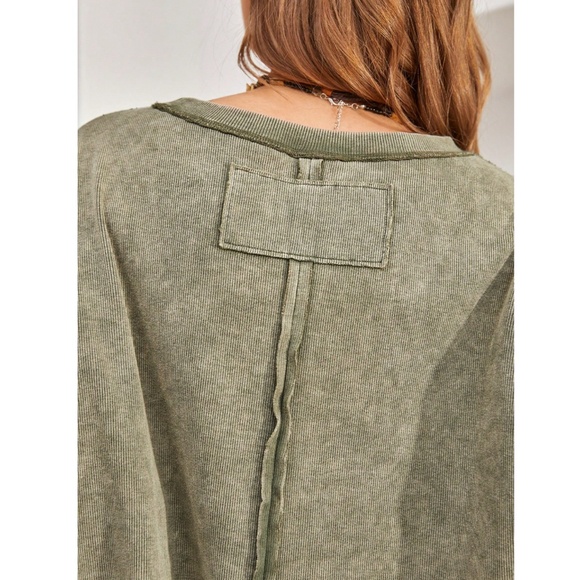 Army Green Cotton Oversized Tee Shirt Raw Hem and Inside Out Stitches Bohemian - Picture 7 of 9